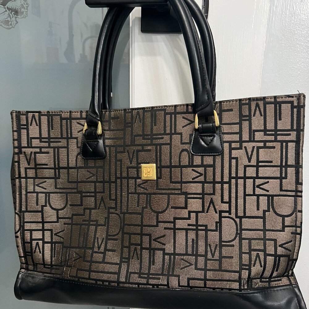 Diane Von Furstenberg Sachel